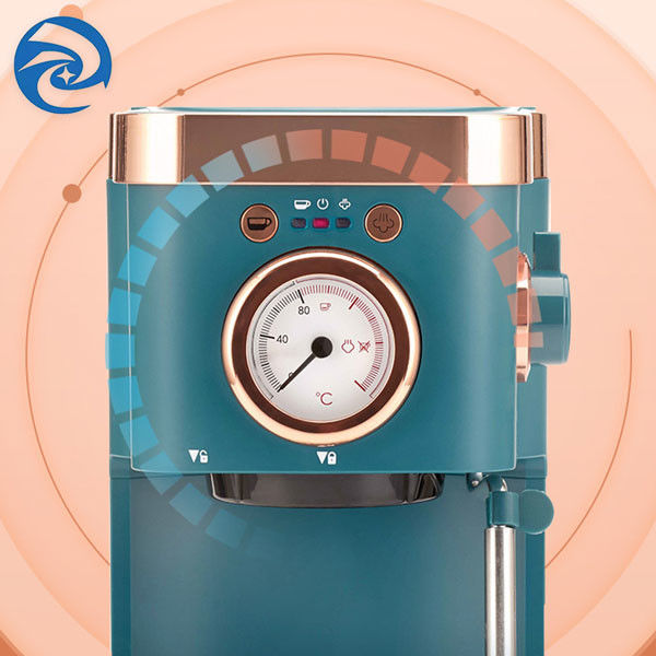 Yarı Otomatik Ev Kahve Makinesi Süt Köpürtücülü Ev İçin Küçük İtalyan 1050W